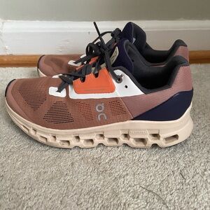 On cloud Cloudnova women’s sneakers